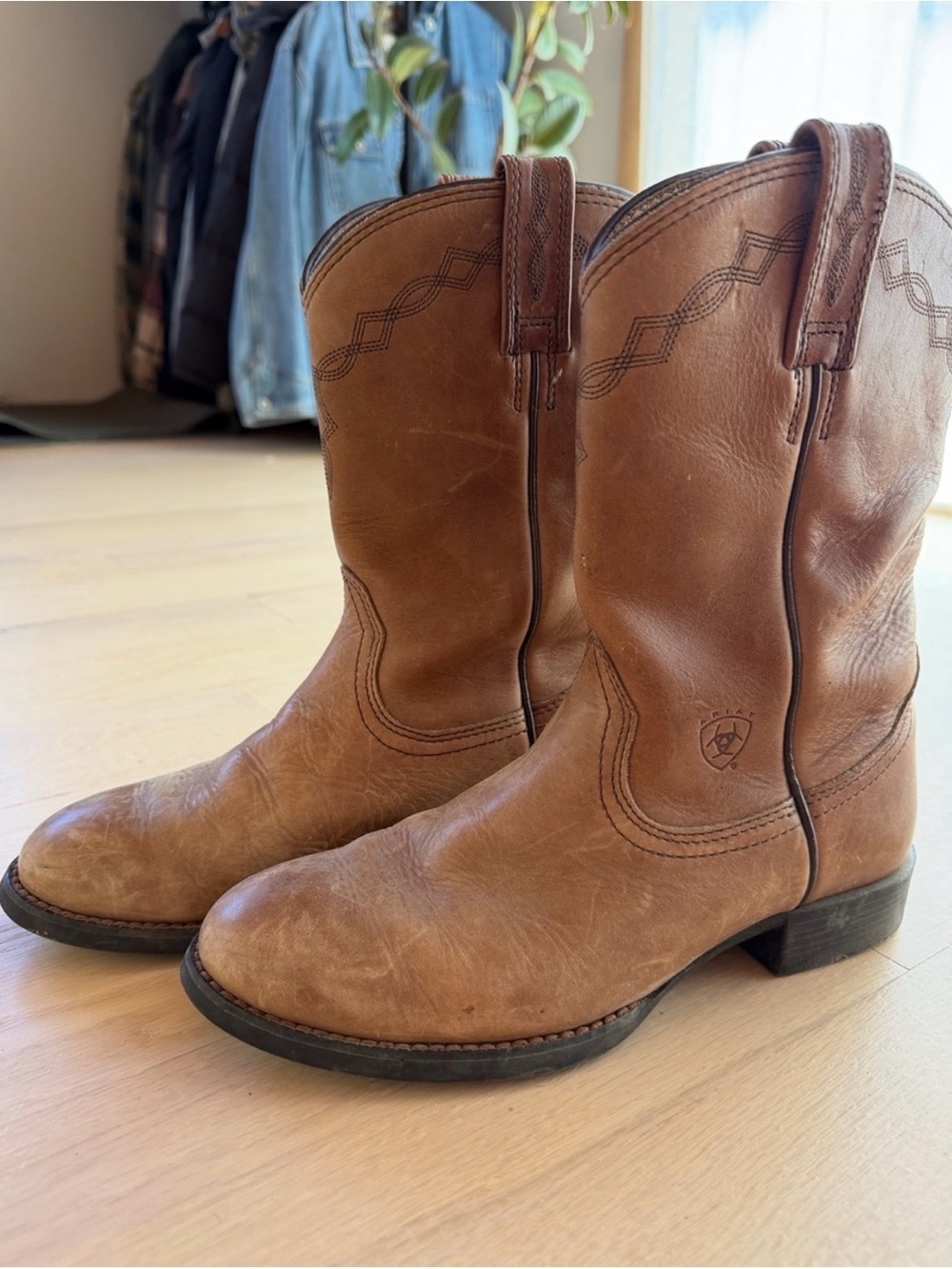 Ariat